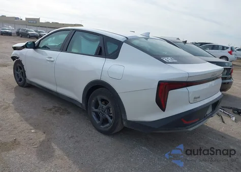 2025 Kia K4 Lxs from USA, damaged, VIN 3KPFT4DE0SE020581